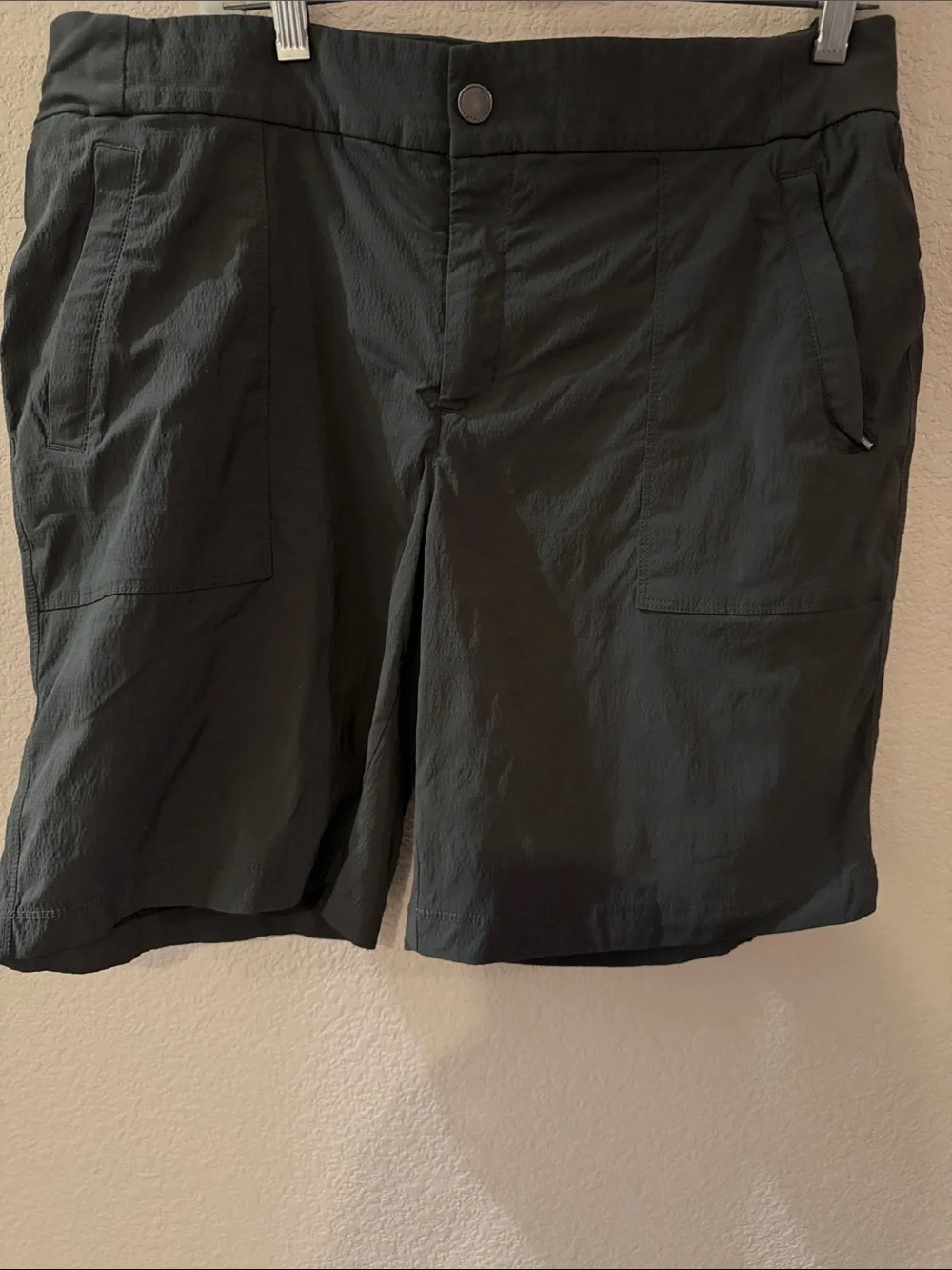 Athleta Black Women's Athletic Shorts with Front Pockets